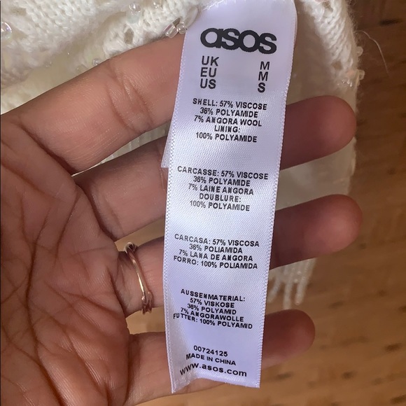 ASOS s/s knit beaded fringe hem top Size Medium - Picture 6 of 6